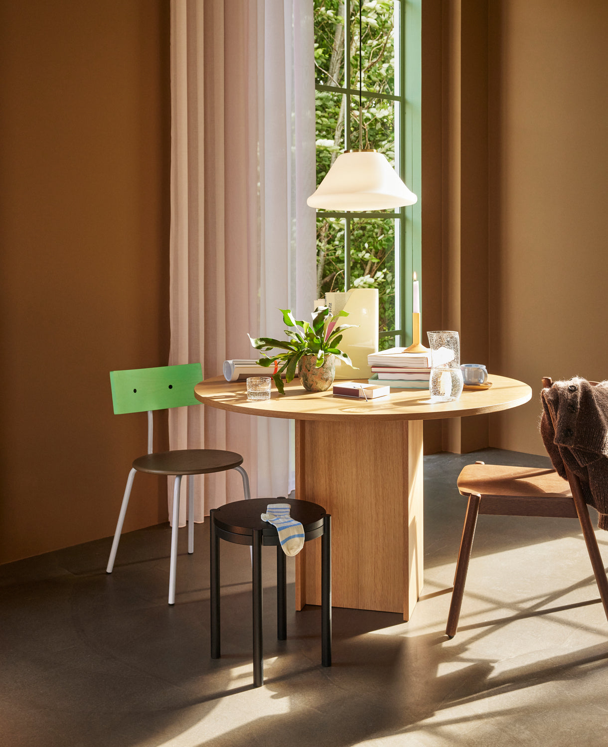 Hübsch Straight Dining Table