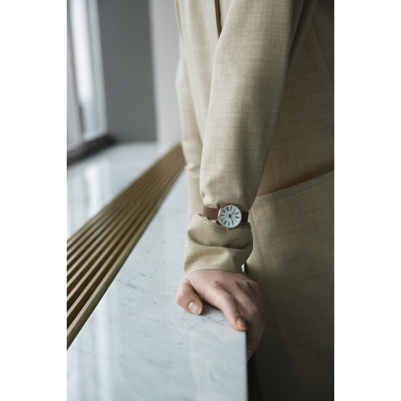 Arne Jacobsen Roman armbånd klokke Ø40, sunray /smal stropp