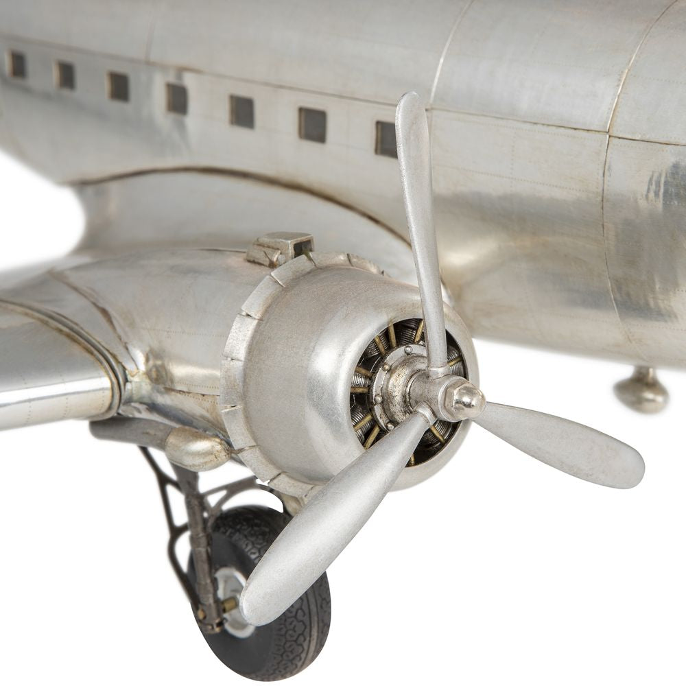 Authentic Models Dakota DC-3 Flymodel