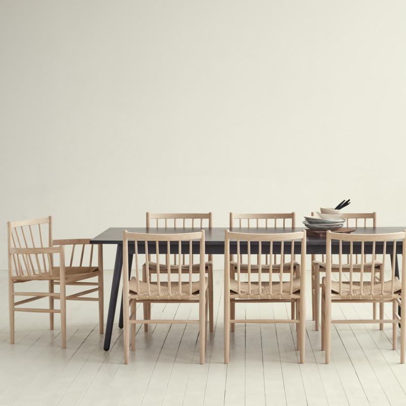 FDB Møbler J81 Spisebordsstol Med Armlæn, Sort Bøg, Sort Flet