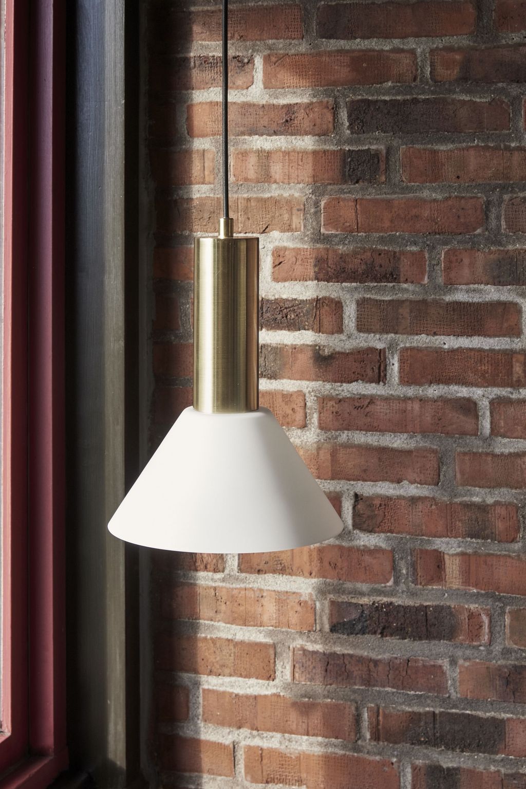 Hübsch Contrast Loftslampe/Pendel, Bruneret Messing/Hvid