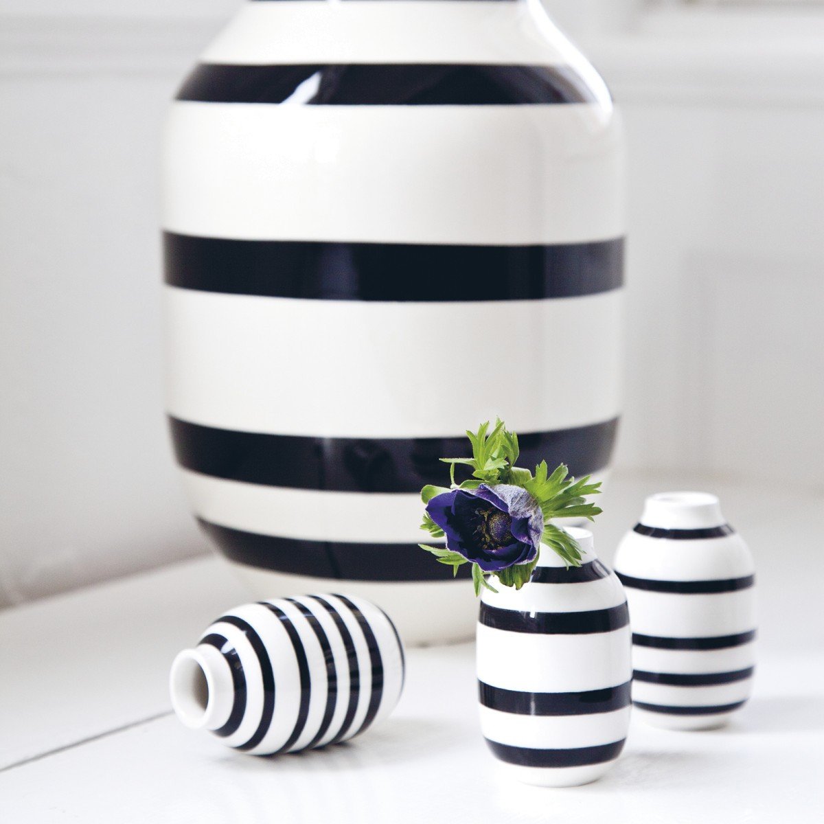 Kähler Omaggio Vases Black Mini, 3 stykker