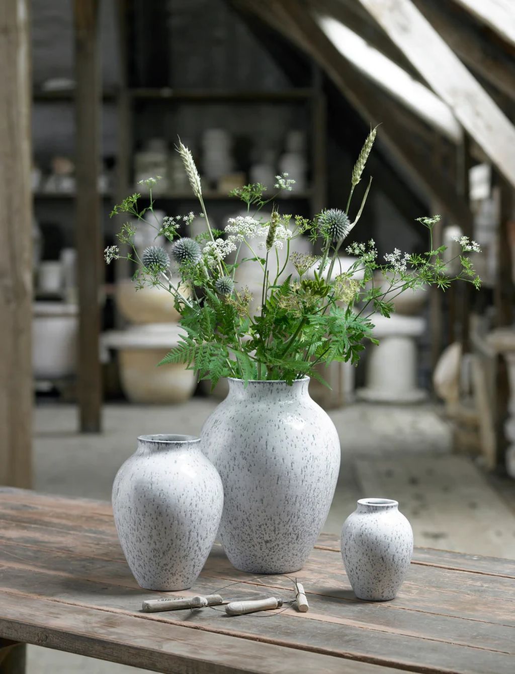 Knabstrup Keramik Vase H 20 cm, Hvid/Grå