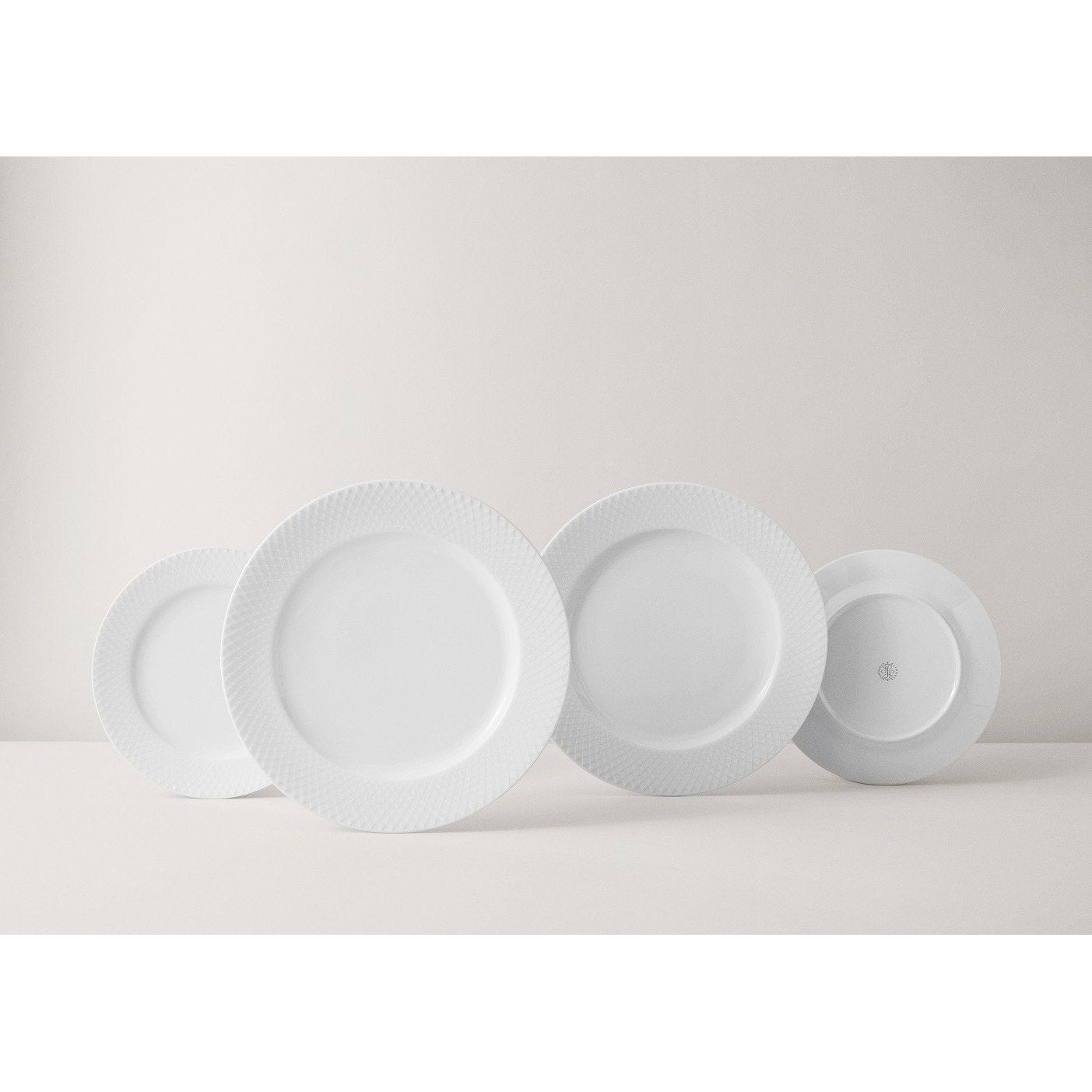 Lyngby Porcelæn Rhombe middagsplaten hvit, 27 cm