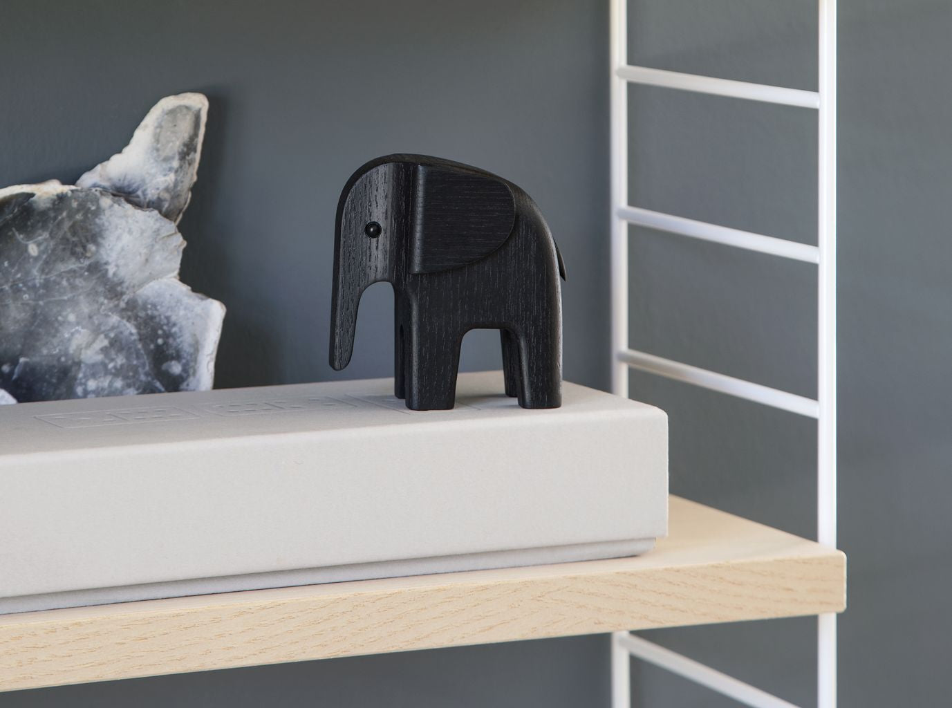 Novoform Design Baby Elefant, Sort Asketræ