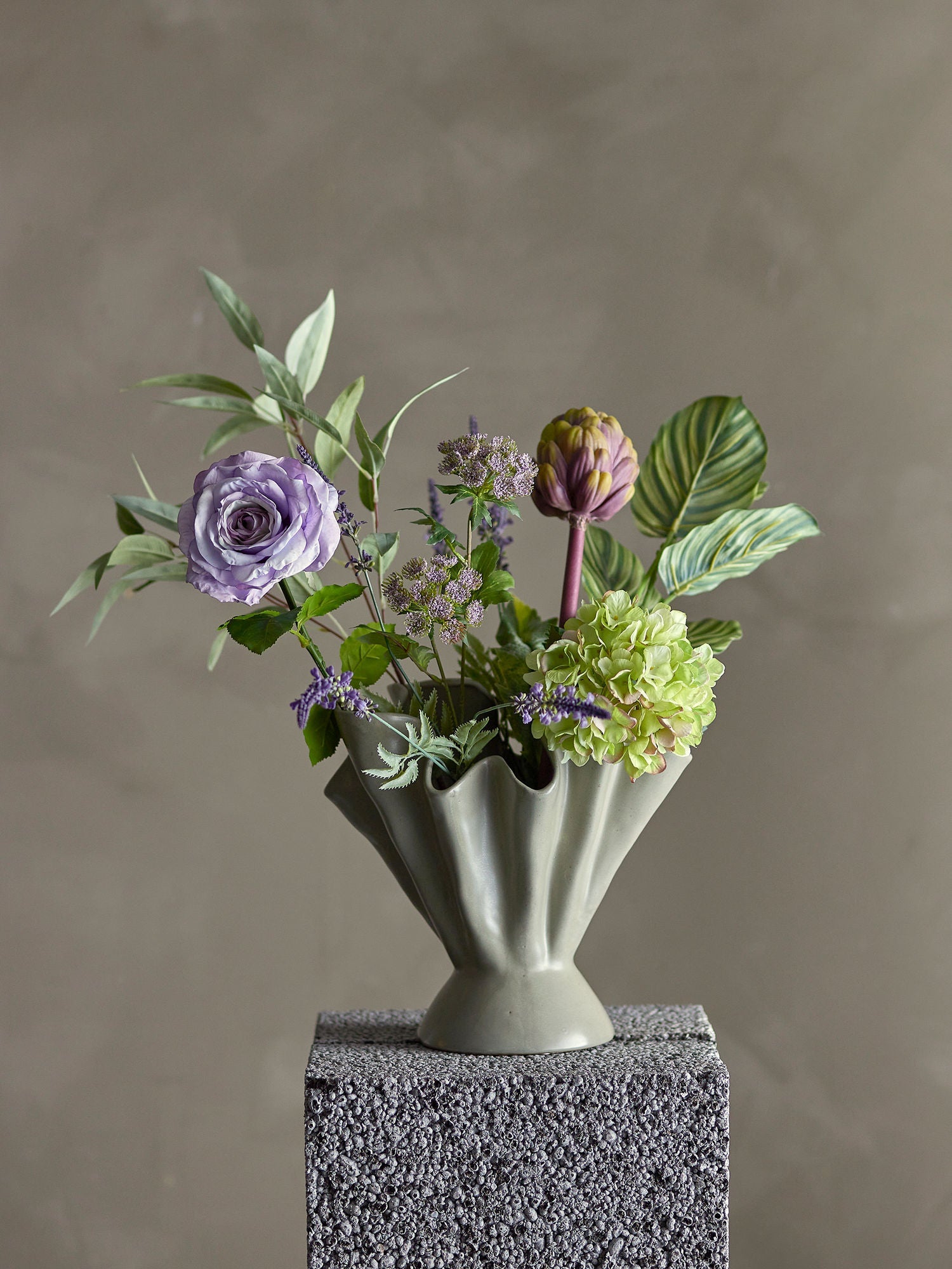 Bloomingville Plier Vase, Nature, Stoneware