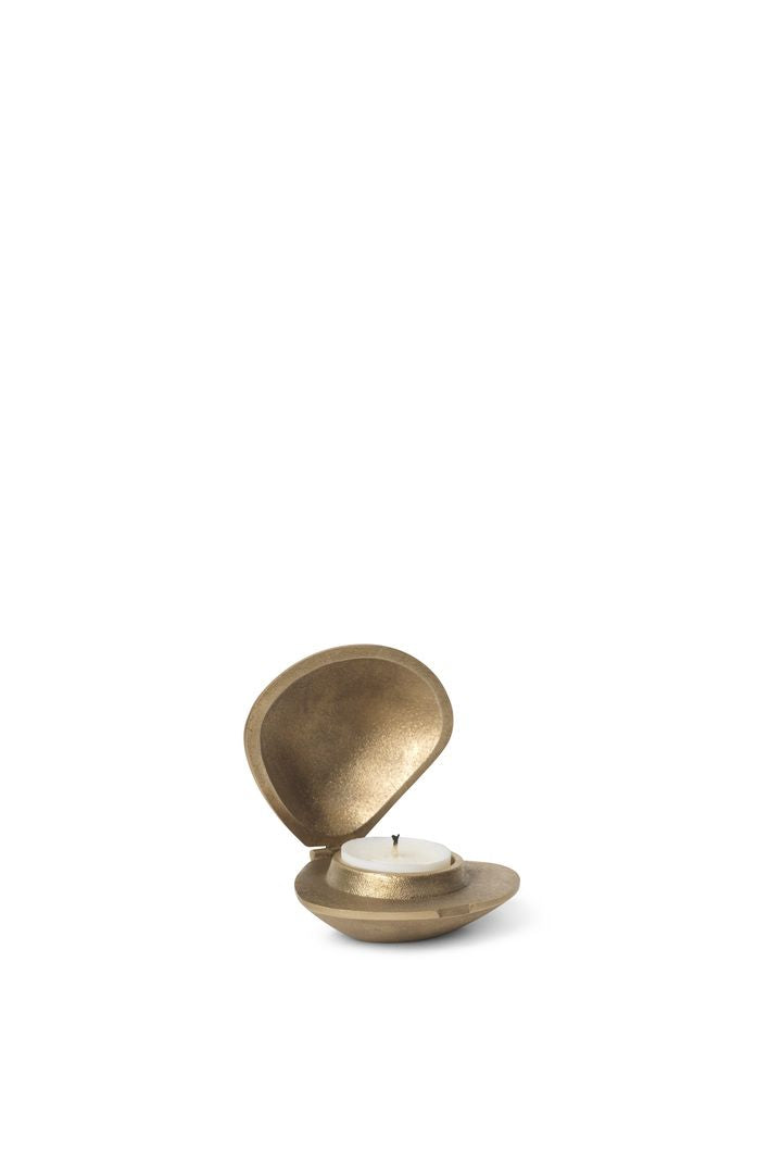 [product_category]-Ferm Living Clam Candle Holder, Brass-Ferm Living-5704723309970-1104268031-FER-2