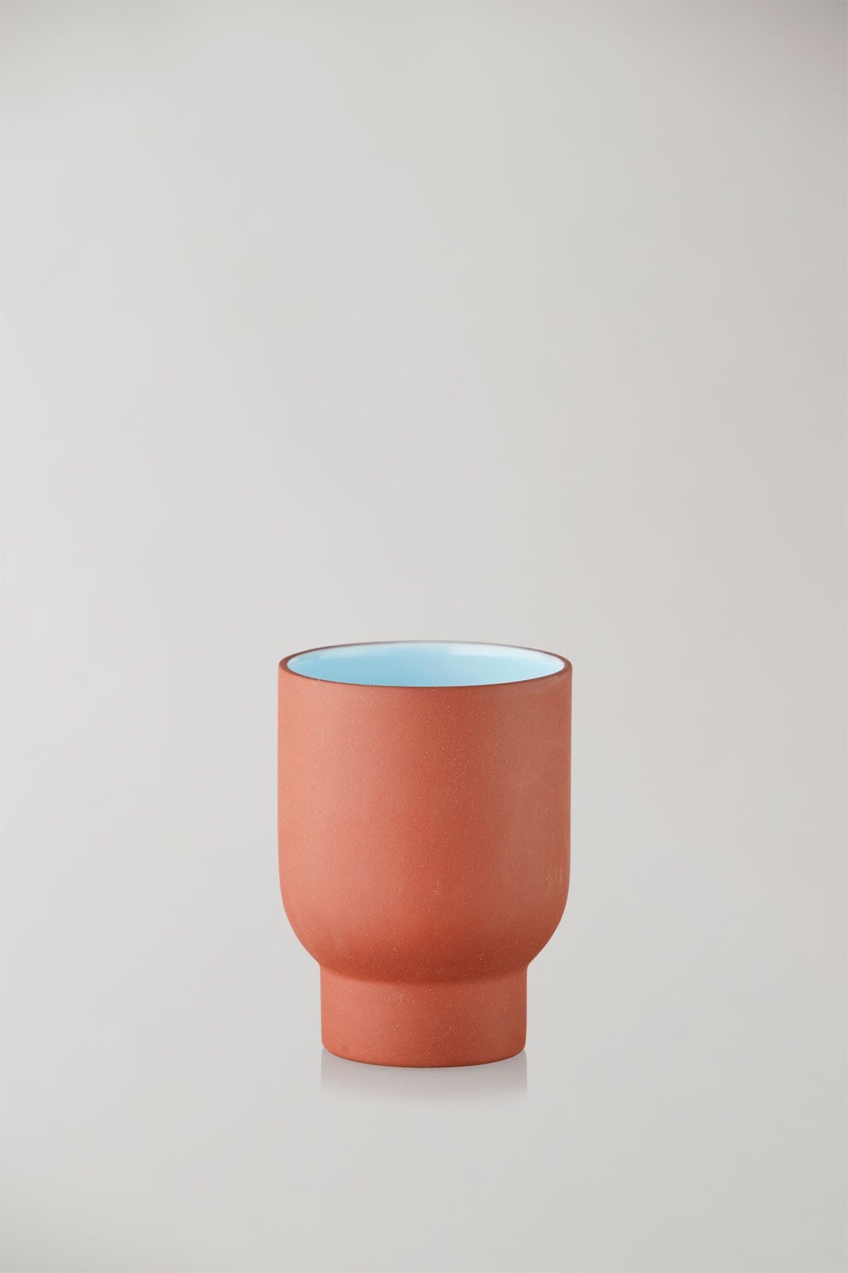 Studio About Clayware -sæt med 2 kopper, terracotta/blå